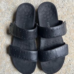Vionic US Size 10 adjustable slide
